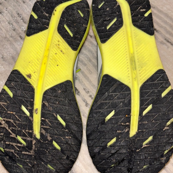 Brooks Hyperion Tempo Running Shoes - Picture 4 of 6